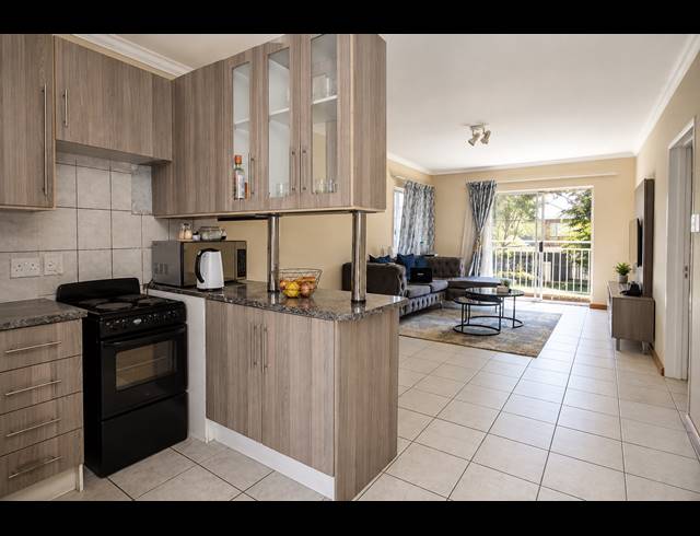 2 BEDROOM APARTMENT TO LET IN COMET